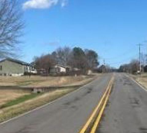 Exterior Neighborhood (street photo)