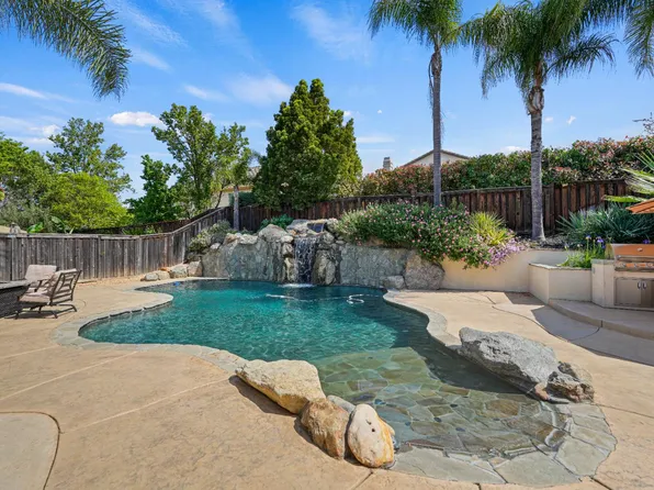 3210 Lori Ct, Roseville, CA 95747