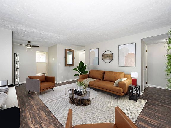 4th image of 411 E Main St #10-01