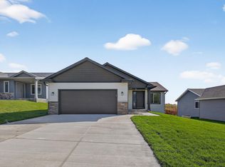 6238 Cody Pl NW, Rochester, MN 55901