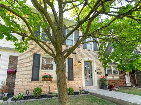 2230 Upper Middle Rd #3, Burlington, ON L7P 2Z9