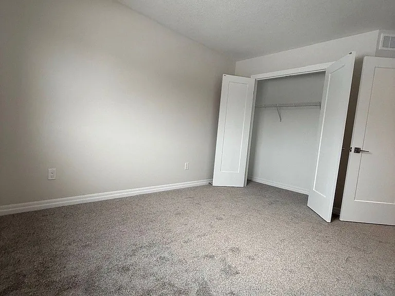 51 Canary St — Photo 21