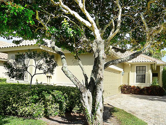 Home For Sale In Broken Sound Country Club