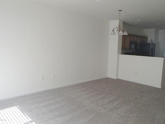 4th image of 8125 Summer Gate Ct
