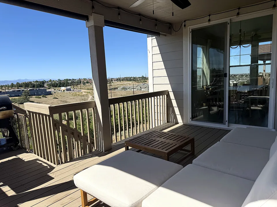 3643 White Rose Loop
