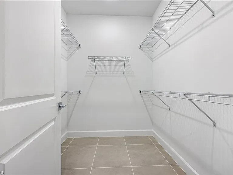 19218 Hinkley Dr — Photo 28