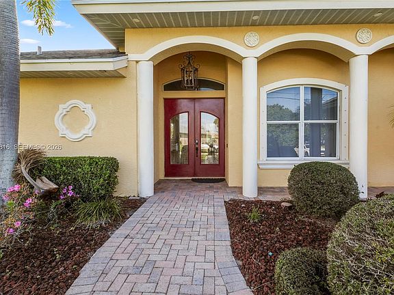 3rd image of 315 SE Fisk Rd