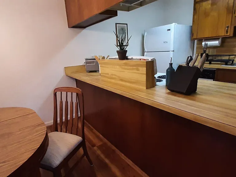 169 Locke St #C — Photo 6