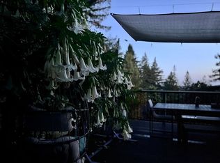 10 Russell Ave, Portola Valley, CA 94028