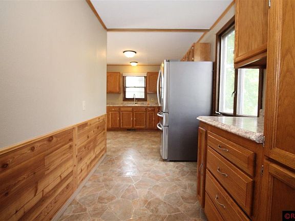 4th image of 503 W 2nd St