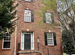 559 Pelican Ave, Gaithersburg, MD
