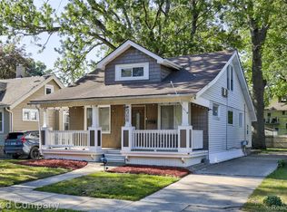 564 E Lewiston Ave, Ferndale, MI 48220