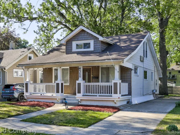 564 E Lewiston Ave, Ferndale, MI 48220