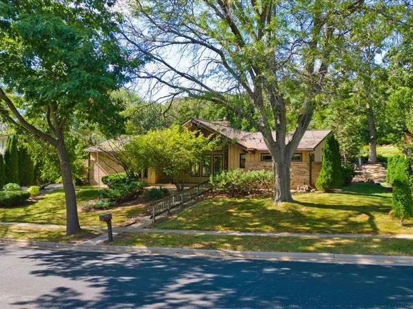 1610 Parmenter Street, Middleton, WI 53562