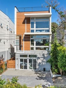 1121 16th Avenue, Seattle, WA, 98122