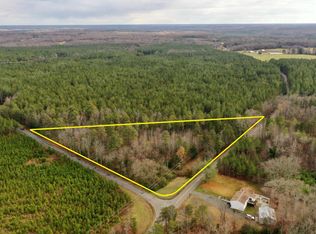 Woodford Rd, Woodford, VA 22580