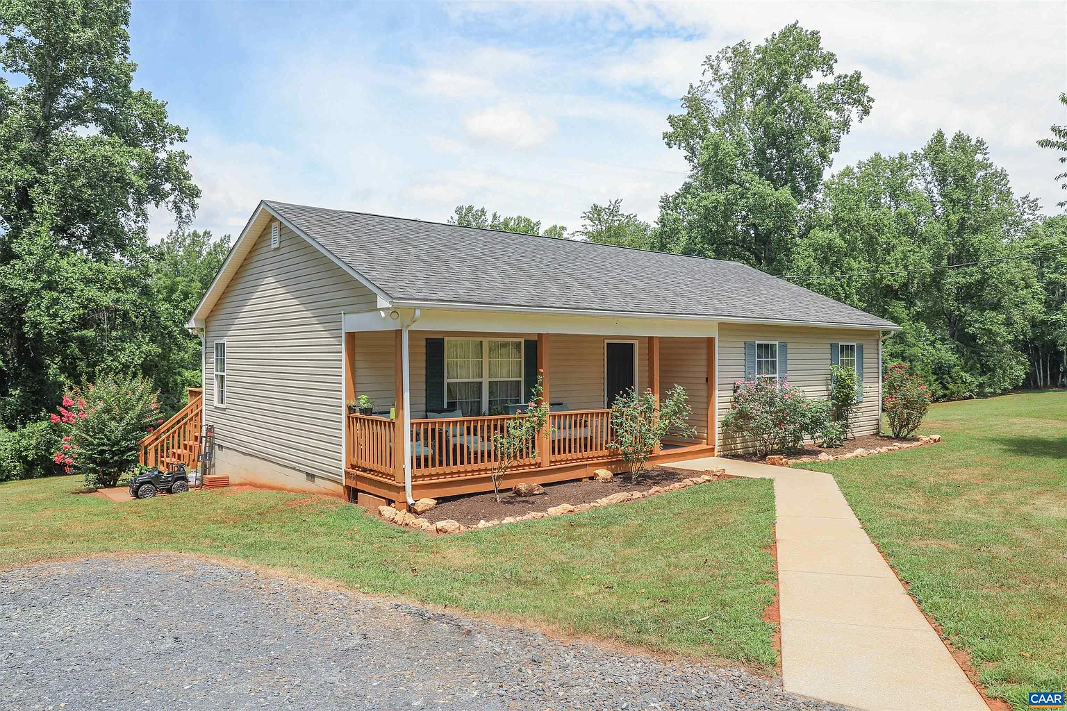 8752 Howardsville Tpke photo 1