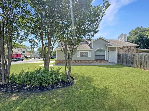 10203 Sunset Field Dr, San Antonio, TX 78245