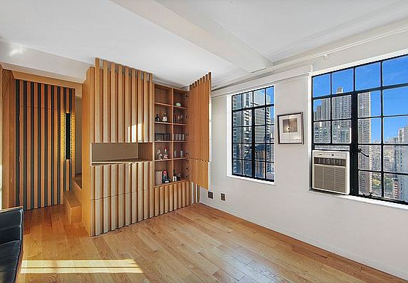 4th image of 320 E 42nd St APT 2712