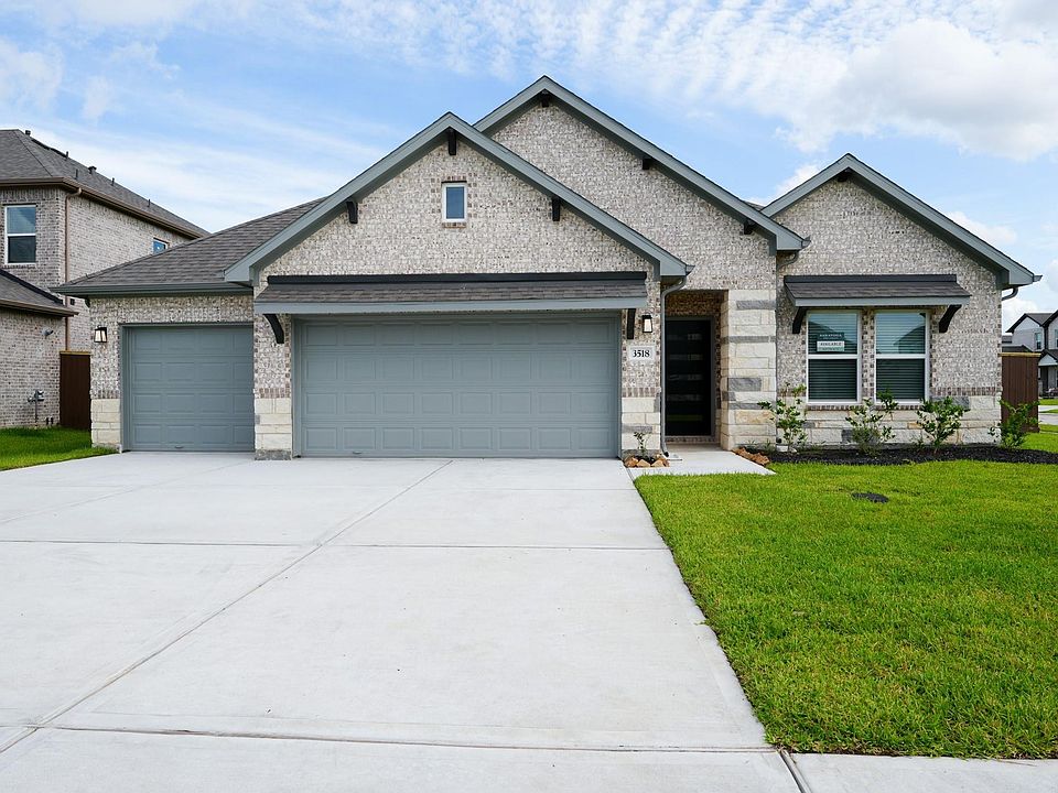 1st image of 3518 Windmill Palm Dr
