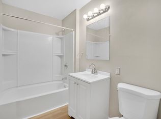 144 White St, Springfield, MA 01108