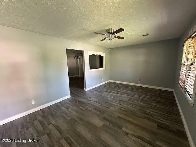 401 Embry Villa Dr — Photo 5
