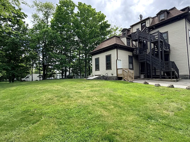36 Pond St #1 — Photo 9