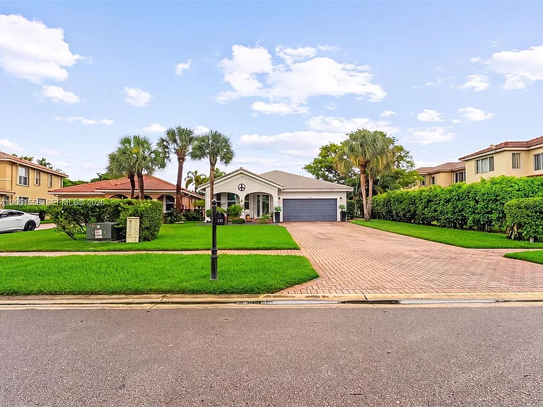 135 Catania Way — Photo 6