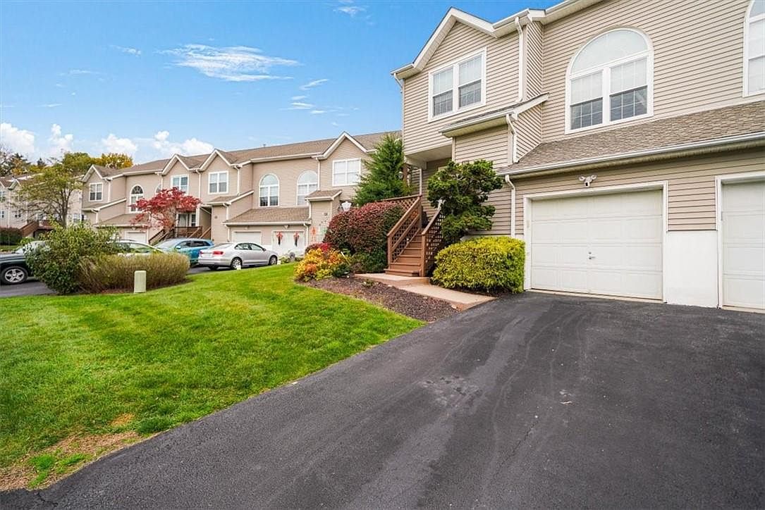 ◾️apple MacBook Retina 2017 One thunderbolt 12 inches PROCESSOR: i5