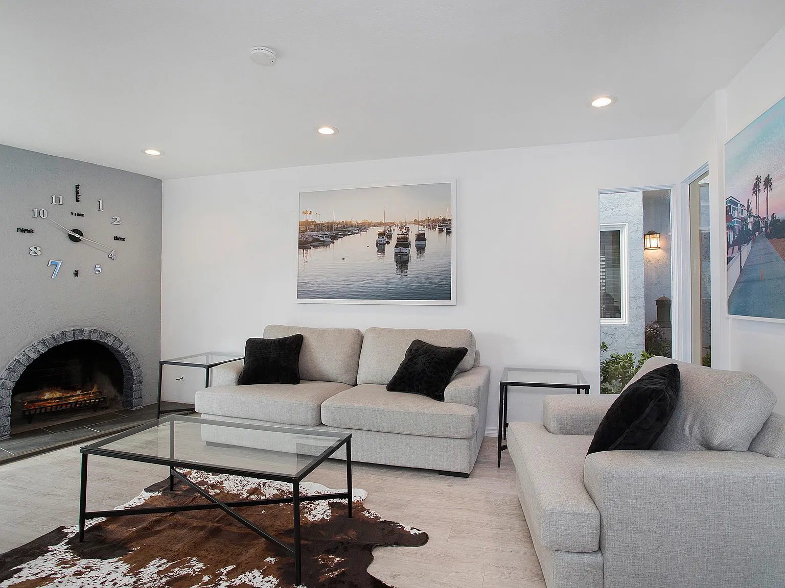 3 bed, 1550 sqft, $5,900 — Photo 1