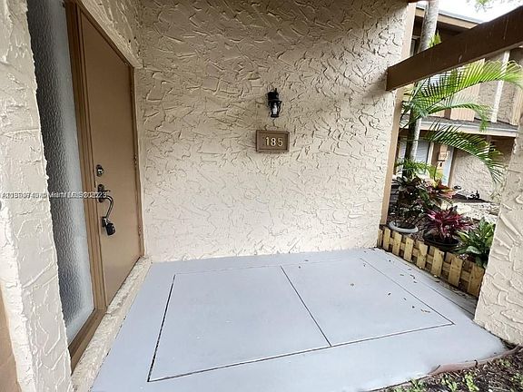 2nd image of 185 Wimbledon Lake Dr #68