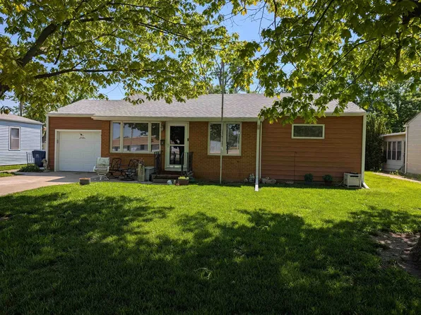 763 Windsor Dr, Salina, KS 67401