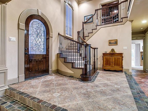5th image of 1208 Castle Cove Ln