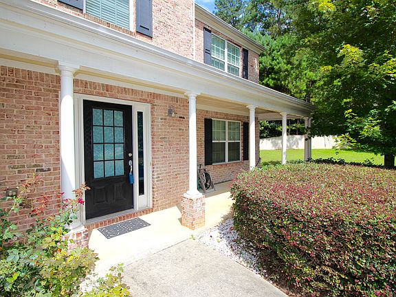 3rd image of 3010 Battlement Cir
