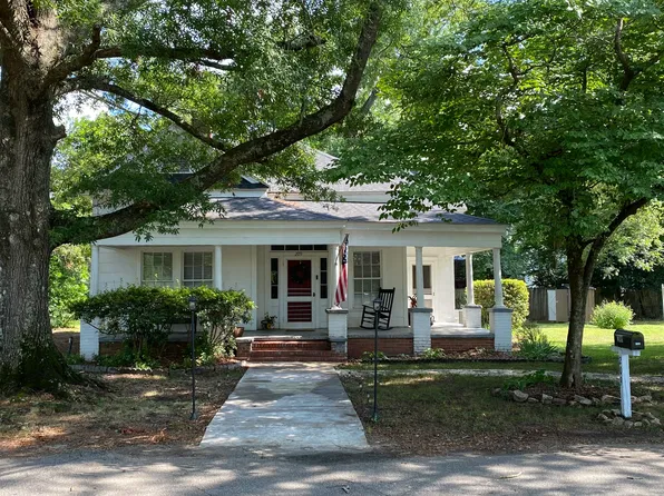 209 Oak St, Ridge Spring, SC 29129