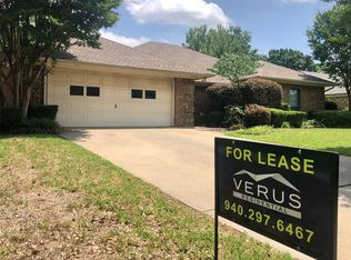 2110 N Lake Trl, Denton, TX 76201