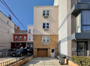 118 Park Ave, Hoboken, NJ 07030