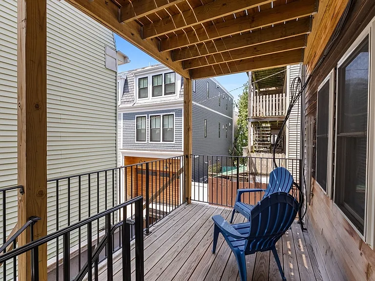 493 E 7th St #1 — Photo 13