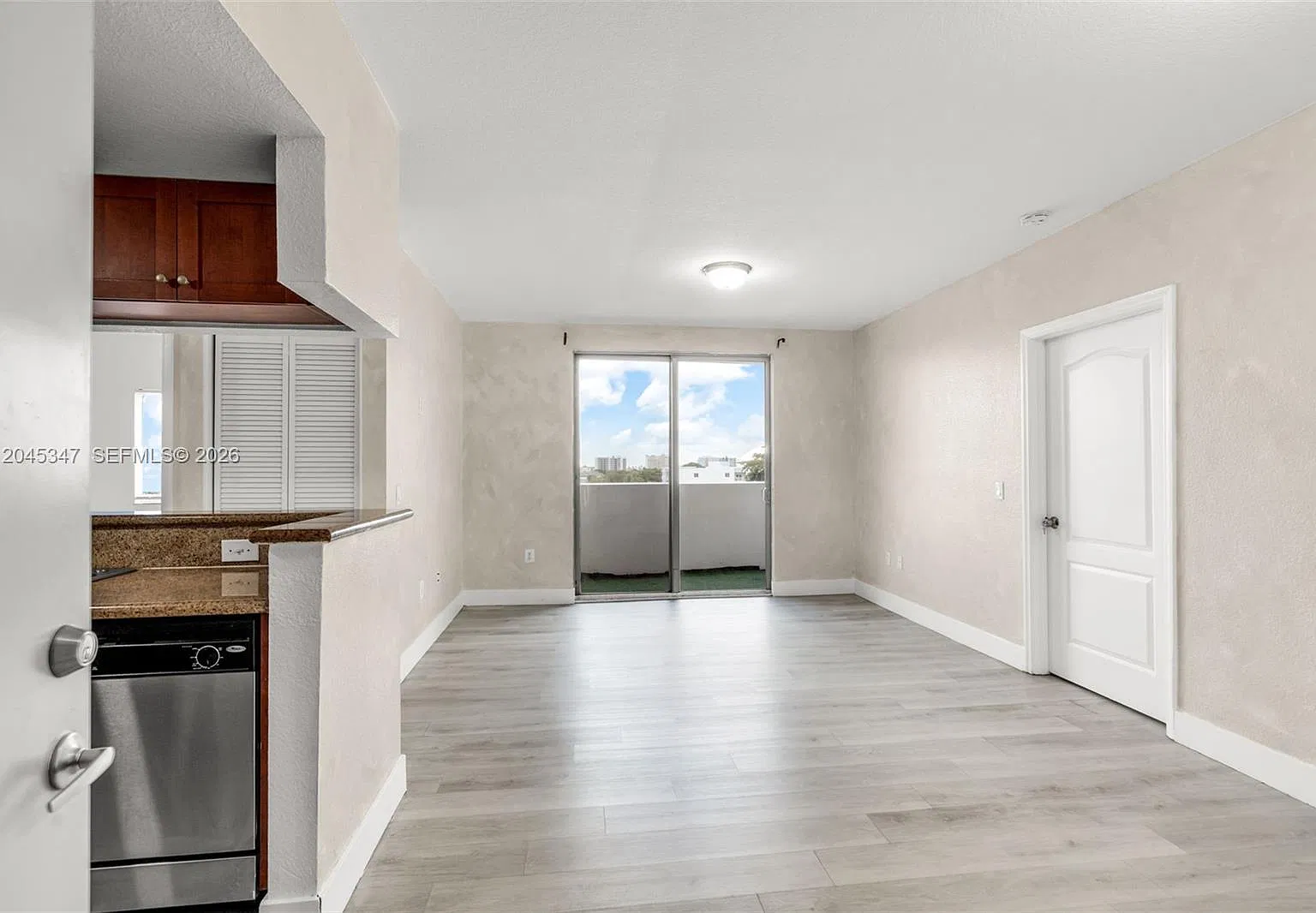 Havana Lofts Condo — Photo 2