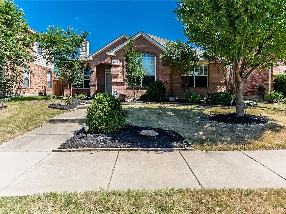 5812 Pinyon Dr