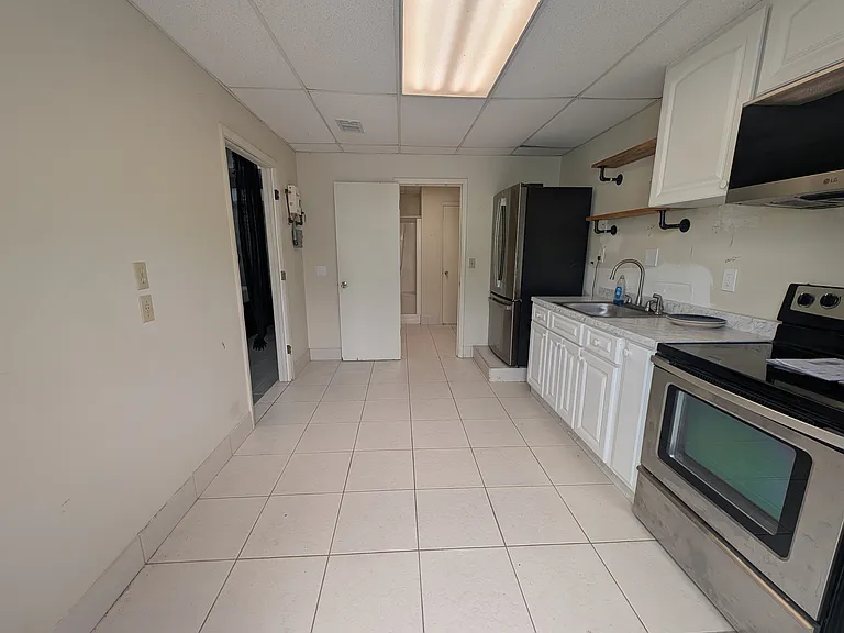 729 Myrtle Ave #729 — Photo 8