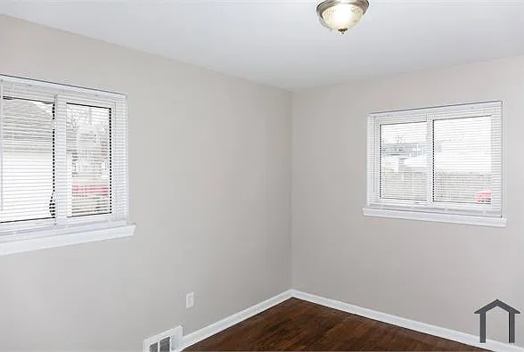 11280 Dodge Ave — Photo 2