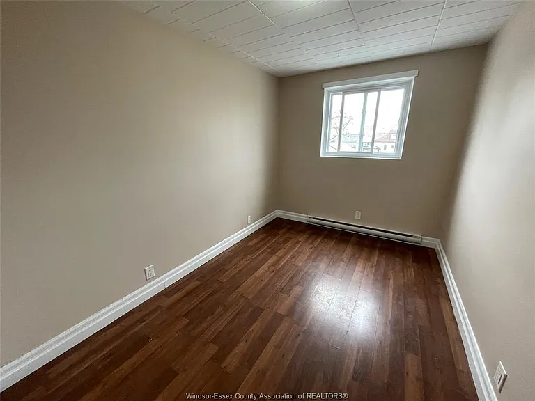 928 Howard Ave #7 — Photo 11