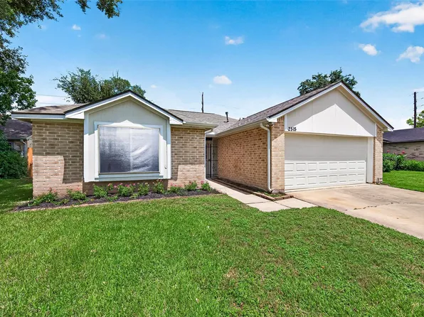 2515 Old Fort Rd, Sugar Land, TX 77479
