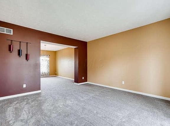4th image of 971 Huntley Dr