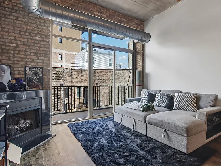 1528 S Wabash Ave #405 — Photo 3