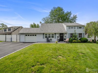 5 Wendy Rd, Colonia, NJ, 07067