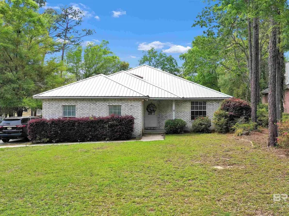 2583 Rosinton Cir, Lillian, AL 36549