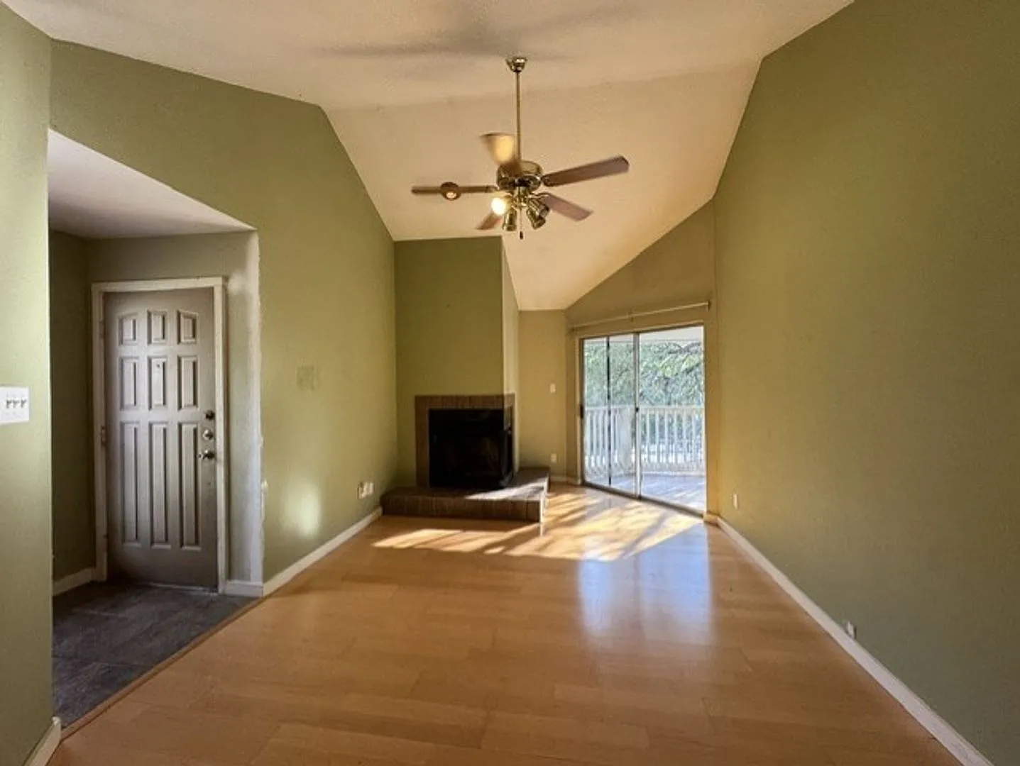 Gated Condo Off of Oltorf with Extra Large Private Balcony — Photo 4