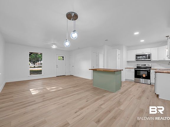 3rd image of 9156 Paula Dr